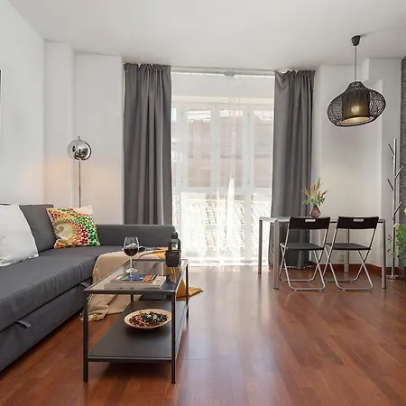 Apartment Reformado En Pleno Centro By Rent Me Malaga